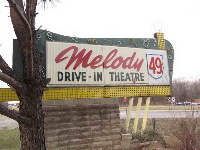 Melody 49 Drive-In - 2006 Photo (newer photo)